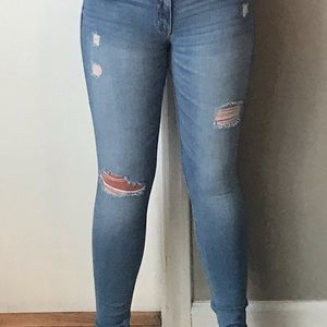 Hollister Low Rise Jeans 9 Long